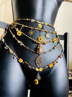 Moon Jewelry Aesthetic, Dope Jewelry Accessories, Waist Jewelry, Earthy Jewelry, Belly Jewelry, Jewelry Accessories Ideas