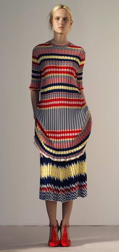 RESORT 2015 CÉLINE COLLECTION Old Celine, Summer Knitwear, Sweater Striped, Knitwear Fashion, Knitwear Dress, Resort Collection, Fashion Details, Colorful Fashion, London Fashion Week