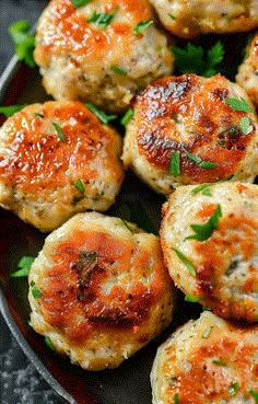 Discover the joy of Homemade Chicken Meatballs, a simple yet delicious recipe that’s perfect for any occasion. Juicy, flavorful, and versatile, these meatballs are a must-try for meatball lov… Easy Ground Chicken Meatballs, Chicken Meatballs With Rice, Juicy Meatballs Recipes, Healthy Chicken Meatballs, Italian Chicken Meatballs, Chicken Meatball Recipe, Asian Chicken Meatballs, Chicken Meatballs Healthy