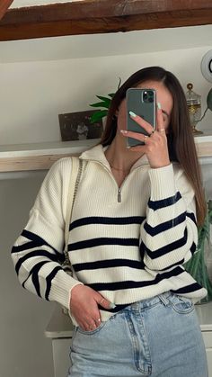 Striped Sweater Outfit, Winter Mode Outfits, Casual College Outfits, Winter Fashion Outfits Casual, Uni Outfits, Casual Day Outfits, Quick Outfits, Causual Outfits, Fashion Mistakes