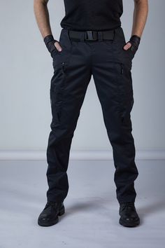 Techwear Cargo Pants With Functional Pockets, Outdoor Techwear Trousers, Black Techwear Work Pants With Multiple Pockets, Cyberpunk Black Pants For Outdoor, Black Cyberpunk Pants For Outdoor, Cyberpunk Black Outdoor Pants, Outdoor Techwear Cargo Pants, Fitted Techwear Pants For Outdoor, Fitted Outdoor Techwear Pants