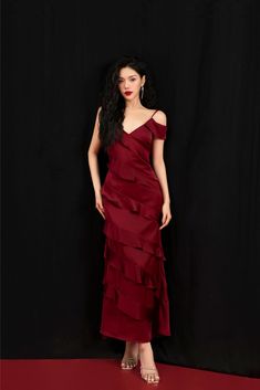 V Neckline Dress, Maroon Dress, Neckline Dress, Dance Fashion, Necklines For Dresses, Dress For Women