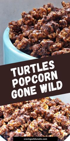 Chocolate and caramel flavoured popcorn served in a blue canister Praline Popcorn Recipes, Carmel Popcorn Stovetop, Recipes Using Caramel Bits, Turtle Popcorn, Candy Popcorn Balls, Toffee Popcorn Recipe, Candy Popcorn Recipe