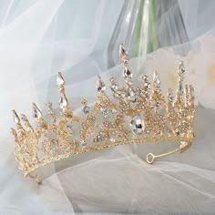 Gold Tiara Crown Bride Wedding Anniversary Gold Crown Women, Yellow Quinceanera Crown, Beauty And The Beast Quinceanera Crown, Gold Tiara Quinceanera, Wedding Crown Gold, Crowns For Quinceanera, Crown Bride Wedding, Gold Tiara Wedding, Quinceanera Crowns