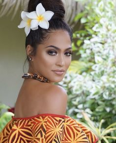 Hula Hairstyles, Luau Hairstyles, Island Hairstyles, Jive Dance, Island Hair, Hair Catalog