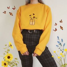 "Sunflower Sweatshirt. High-quality unisex sweatshirt with embroidered sunflowers in a jar. The model is 168 cm (5'6\") tall and has a size L on. JOIN US ON INSTAGRAM 🌹 http://instagram.com/blvck.pl 🏷 PRODUCT DETAILS 🏷 Hand-printed Unisex 80% High-quality Cotton 20% Polyester Made in Poland 📏 SIZING & FIT 📏 All our sweatshirts and T-shirts are unisex. Measurements (width/length) S - 50/64 cm (19.5\"/25\") M - 54/66 (21\"/26\") L - 58/68 (22.5\"/27\") XL - 62/70 (24.5\"/27.5\") 📦 SHIPPI Sweatshirt Aesthetic, Yellow Outfit, Yellow Sweatshirt, Brunch Outfit, Tomboy Fashion, Retro Outfits