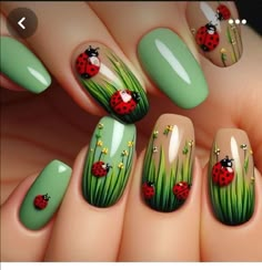 Dragon Fly Nails, Ladybug Nails Designs, Bug Nail Art, Ladybug Nail Art, Ladybug Nails, Fingernails Painted, Animal Nail Art, Creative Nail Designs, Pretty Nail Art Designs