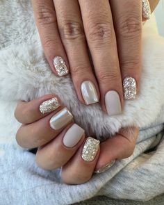 Grey Christmas Nails, Milky Nails, Christmas Gel Nails, Smink Inspiration, Christmas Nails Acrylic, Festival Nails, New Year's Nails, Silver Nails