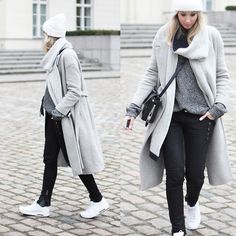 Long Coat Outfits, Balenciaga Scarf, Long Coat Outfit, Long Grey Coat, Wang Bag, Bag Jeans, Alexander Wang Bag