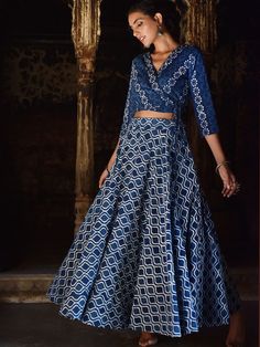 Skirt And Top Western Outfit, Skirt And Top Indian, Wrap Top And Skirt, Cotton Skirt Outfit, Long Blouse Designs, Trendy Outfits Indian, Half Saree Designs