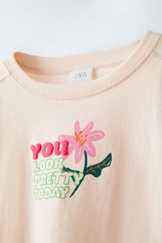 Flower Text, Zara Looks, Inspirational Clothing, Disney Print, Slogan Tee, Cardigan Sweater Jacket, Pink Lily, Embroidered Shirt, Printed Tees