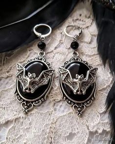 Lasaky - 1 Pair Halloween Gothic Bat Decor Earrings Black Gemstone Necklace, Bat Decor, Vampire Earrings, Black Stone Earrings, Halloween Gothic, Black Gems, Metallic Party, Gothic Earrings, Halloween Bat