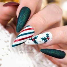 Deluxe Nails, Seasonal Nails, Nails 2023, Winter Nail Designs, New Year's Nails