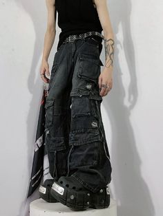 WN3244
■size(cm)





Length


Waist


Hip




S


106


72


124




M


108


76


126




L


110


80


128




XL


112


84


130




 
■model
175cm 55kg M
■material
denim Blue Punk Outfits, New Rock Outfit, Slay Clothes, Aesthetic Pants, Punk Clothing, Rock Outfits, New Rock, Punk Outfits, Dream Style