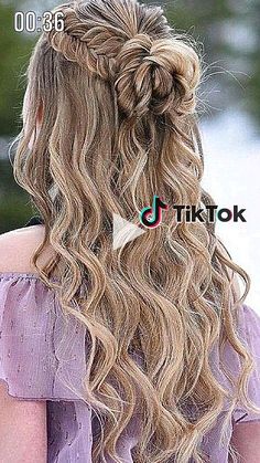 + + up dos for prom curly hair, easy up dos prom? Come Intrecciare, Cute Prom Hairstyles, Formal Hairstyles For Long Hair, Half Up Half Down Hair Prom, Simple Prom Hair, Prom Hair Down, Braided Bun Hairstyles, Hoco Hairstyles, Prom Hairstyles For Long Hair