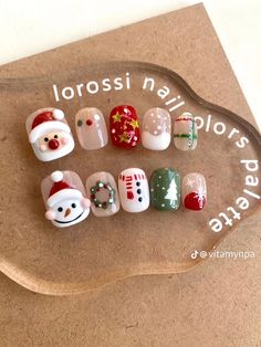 Winter Nails Korean, Korean Nail Art Christmas, Nail Christmas Korea, Noel Nail Art, Xmas Nail Art Christmas, Nail Noel Christmas, Christmas Ornament Nails, Noel Nails, Chrismas Nail Art