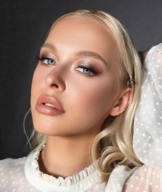 Summer Makeup Trends, Metallic Makeup, Wedding Hairstyles And Makeup, Smokey Eyeliner, Best Wedding Makeup, Makeup For Blondes, Bridal Make Up