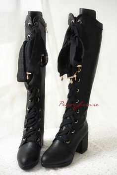 Mode Steampunk, Kawaii Shoes, Old Fashion Dresses, J K Rowling, My Shoes, Drawing Clothes, 가을 패션, Fantasy Clothing, Pretty Shoes