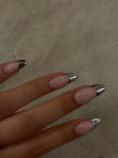 French tip nails. Metallic nails. Silver nails. Almond french tips. Acrylic nails. Simple nails. Nail inspo. Fall nails. Winter nails. Summer nails. Spring nails. Unique nails. Stargirl Nails, Disco Nails, Stargirl Aesthetic, Kutek Disney, Nagel Tips, Metallic Nails, Silver Nails