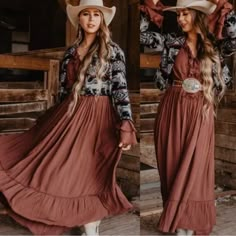 NWOT Free People Sweet Darlin Maxi Dress Plus Size Dress With Boots Country, Long Western Skirts Outfit, Country Formal Dress, Dresses With Cowboy Boots Wedding Guest, Fall Country Wedding Guest Outfit, Western Dresses With Boots, Formal Cowgirl Outfits, Women's Fashion 30s For Women, Formal Dress With Cowboy Boots