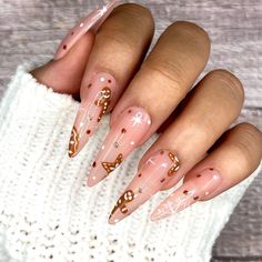 Press On Nails Adhesive, Winter Nails Long Almond, Shiny Sweater Nails, Christmas Nails 2023 Gingerbread, Sugar Plum Fairy Christmas Nails, Long Winter Nail Designs, Fall Sweater Nails Almond, Long Almond Nails Christmas, Xmas Light Nails