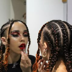 Fka Twigs, Cornrow, Cornrow Hairstyles, Cornrows Braids, Pretty Makeup, Braid Styles, Maquillaje De Ojos, Bob Hairstyles, Hair Goals