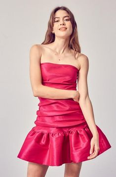 Ruffle Bottom Dress, Adele Dress, Dress With Ruching, Pink Sequin Dress, Spring Work Outfits, Hot Pink Dresses, Spring Fashion Trends, Woven Dress, Tube Dress