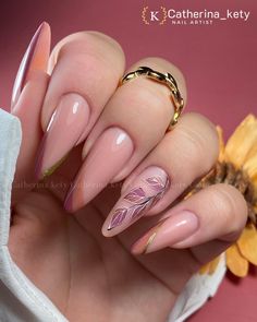 65 Fabulous Fall Nail Designs To Spice Up Your Autumn Style - Pretty Sweet Cozy Colors, Ready For Autumn, Simple Fall Nails, Madam Glam, Autumn Nail, September Nails, Fall Manicure, Fall Nail Trends, Cute Nails For Fall