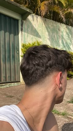 Low Fade Taper Haircut Mens, Mens Short Hair Mullet, Low Fades For Men Hairstyles, Low Fade Taper Haircut, Fades For Men White, Long Fade Haircut Men, Mans Haircut Short, Man Fade Haircut, Men’s Low Fade