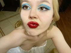 Funky Makeup Creative, Unconventional Makeup, 60s Makeup, Funky Makeup, Fun Makeup, Inspiration Tattoos, Celebrity Skin, Simple Makeup Looks, Pinterest Makeup