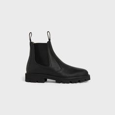 Celine Shoes, Botas Chelsea, Kaia Gerber, New Fragrances, Dream Shoes, Chelsea Boot, Saint Tropez, Womens Boots Ankle, Small Leather Goods