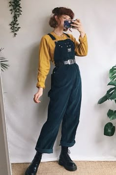 Indie Shoes, Wedges Outfit, Ad Fashion, Outfit Vintage, Indie Outfits, 가을 패션, Dressy Tops, Looks Vintage, Retro Outfits