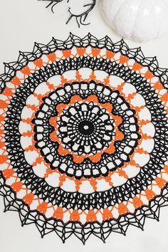 halloween doily crochet pattern Crochet Patterns Easy, Colored Doilies, Table Topper Patterns, Paper Crafts Magazine, Halloween Colors, Doily Pattern, Needlework Shops, Fat Quarter Quilt, Halloween Crochet Patterns