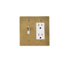 an electrical outlet is shown with two outlets on each side and one outlet in the middle