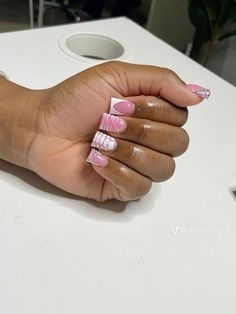 Secretary Nails, Cute Short Nails Black Women, Pink And White Short Nails, Cute Short Nail Sets, Sassy Nails, Duck Nails, Hard Nails, Colored Acrylic Nails, White Acrylic Nails