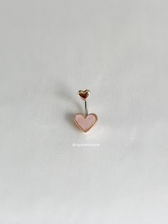 - 14g - 10mm bar - Surgical steel bar - Pink pearl heart charm Cute Navel Jewelry, Tiny Belly Piercing, Gold Belly Piercing Aesthetic, Belly Jewelry Piercings, Bellybuttonpiercing Jewelry, Bottom Belly Button Piercing, Heart Belly Button Piercing, Belly Button Piercing Aesthetic, Cute Belly Button Piercing