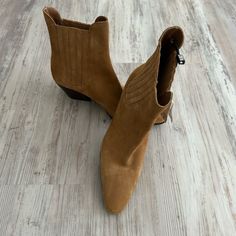 Brand New | Zara - Western Boot | Size 40 Western Boot, Brown Heels, Deep Brown, Shoes Brand, Camel Color, Zara Shoes, Western Style, Suede Boots, Western Boots