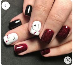 Wedding Anniversary Nails Ideas, Valentines Nails Ideas Simple, Valentines Gel Nails Ideas, Valentines Day Manicure, Heart Nail Art Designs, Cute Heart Nails, Anniversary Nails, February Nails, Heart Nail Art