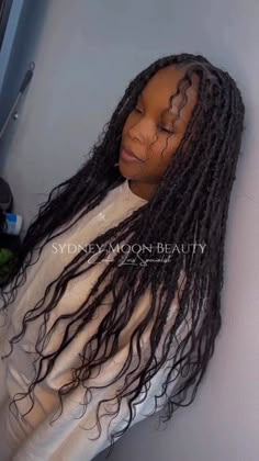 Jah Locs, Haircuts For Round Faces, Weave Hairstyles Braided, Boho Locs, Weave Ponytail Hairstyles, Magic Hair, Pixie Haircuts