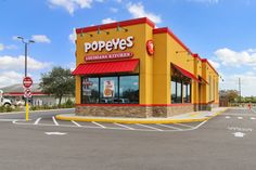 a pope's restaurant is shown in the middle of an empty parking lot with no cars