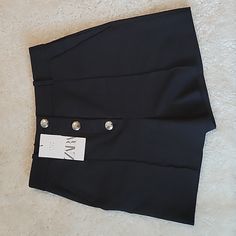 Nwt Zara Black High Rise Shorts W/Pockets, Belt Loops & Chunky Silver Buttons Super Cute High Waisted Black Pleated Shorts Black Pleated Shorts, Zara Trousers, Sailor Shorts, Leopard Shorts, Ripped Denim Shorts, Zara Shorts, Basic Shorts, Tailored Shorts, Sequin Shorts