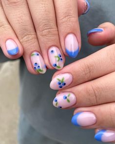 20 Blueberry Nail Art Ideas For A Yummy Looking Manicure Blueberry Nails, Blue Manicure, Cherry Nail Art, Cherry Nail, Fruit Nail Designs, Nail Vibes, Berry Nails, Fruit Nails, Fruit Nail