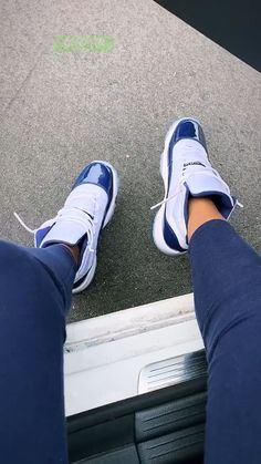 Tadiorx 🦋, Jordans 11, 2022 Shoes, Crocs Boots, Trendy Shoes Sneakers, Jordan Shoes Girls, Shoes Sneakers Jordans, All Nike Shoes, Shoes Cute