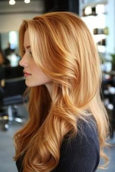 25+ Absolutely Stunning Honey Blonde Hair Ideas - Flo's Blog Caramel Honey Blonde Hair, Honey Gold Hair, Red Blonde Balayage, Honey Copper Hair, Warm Hair Color Ideas, Caramel Honey Blonde, Honey Blonde Hair Color Ideas, Honey Blonde Hair Ideas, Blonde Caramel Highlights