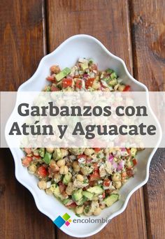 Si estás buscando una entrada muy fácil de preparar y deliciosa para compartir con tus invitadoste compartimos esta receta de Garbanzos con Atún y Aguacatesu sabor es exquisito y además sus ingredientes son muy económicos y fáciles de conseguir. Baked Salmon And Asparagus, Clean Meal Prep, Rice Soup Recipes, Health Dinner, Healthy Recipies, Avocado Recipes, Vegetarian Recipes Healthy