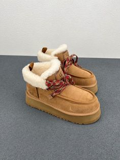 Cute Uggs, Fairy Shoes, Ride On Toys, Fabulous Shoes, Teen Fashion Outfits, Cute Shoes, Teen Fashion, Winter Boots, Shoe Collection