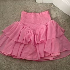 New With Tags! Size Is Xs But Will Fit A Small And Maybe A Medium Pink Ruffled Skirt, Pink Ruffled Skirt For Day Out, Casual Pink Skirt With Ruffles, Casual Pink Skirt With Ruffle Hem, Casual Pink Ruffled Skirt, Pink Casual Mini Skirt With Ruffle Hem, Casual Pink Mini Skirt With Ruffle Hem, Pink Bubble Skirt, Poofy Skirt