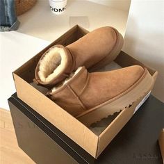 Lasaky - Rainy Day Essentials Thick Sheep Leather Boots for Women Ug Boots, Designer Snow Boots, Tasman Slippers, Fur Shoes, Shoe Boxes, Snow Boot, Sheepskin Boots, Fabric Shoes, Platform Slippers