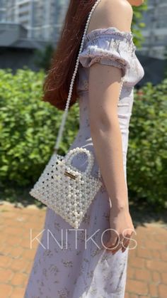 MODEL KNITKOS BAG- Bubble . FITS: iPhone, keys, headphones (and many small trinkets) . ▫️Material: Acrylic perl bead ▫️Size: Height: 21 cm (with handles) 15 cm (without ) Length: 17 cm. ▫️The set includes a chain of 1 m ▫️Delivery anywhere in the world ▫️The price is 90$ USD ▫️Repeat possible in any color . . . @beaded.bags @elleusa @elle @voguekorea @vogueitalia @vogue @voguemagazine @cosmopolitan #handmadepurse #perlbag #pearlbag #minibag #shoul Acrylic Clutch, Small Trinkets, Gifts For Fiance, Women's Bags By Style, Pearl Bag, Handmade Purses, Welcome Bags, Wedding Bag, Beaded Purses