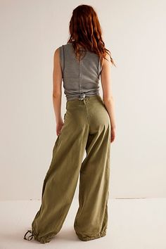 Chic Boho Pants, Womens Trending Pants, Womens Pants 2022, Cheap Bohemian Women's Bottoms, Size 8 Pants Women, Trendy American Eagle Jeans, Cheap Faded Bottoms For Spring, Affordable Urban Women's Tops, Affordable Trendy Pants With Zip Fly